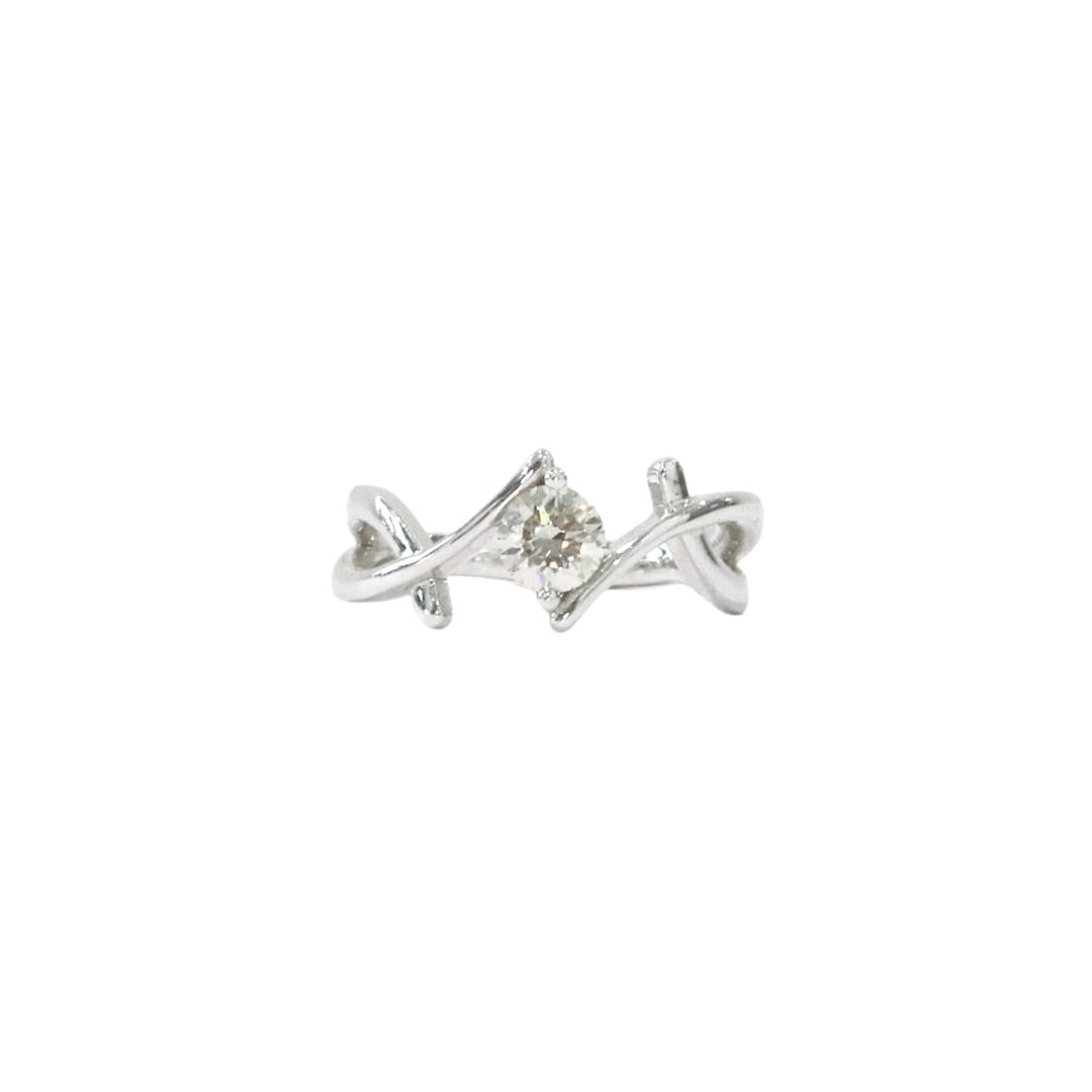 18K White Gold Twisted Round Brilliant 0.34ct Diamond Ring