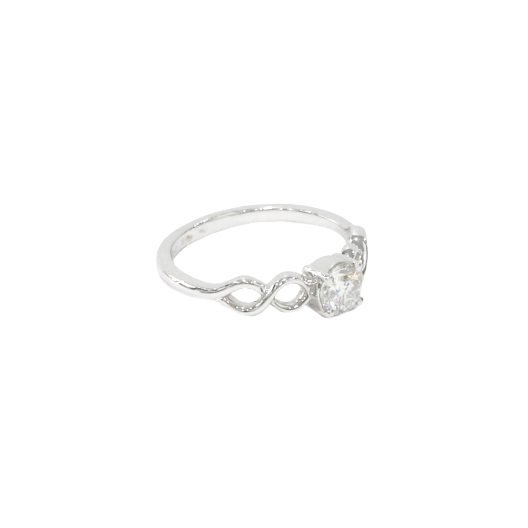 18K White Gold Twisted Round Brilliant 0.5ct Diamond Ring