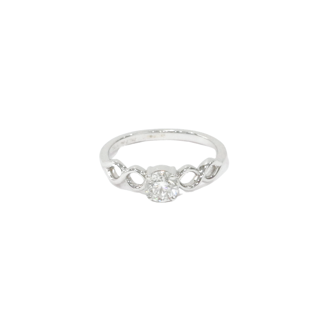 18K White Gold Twisted Round Brilliant 0.5ct Diamond Ring