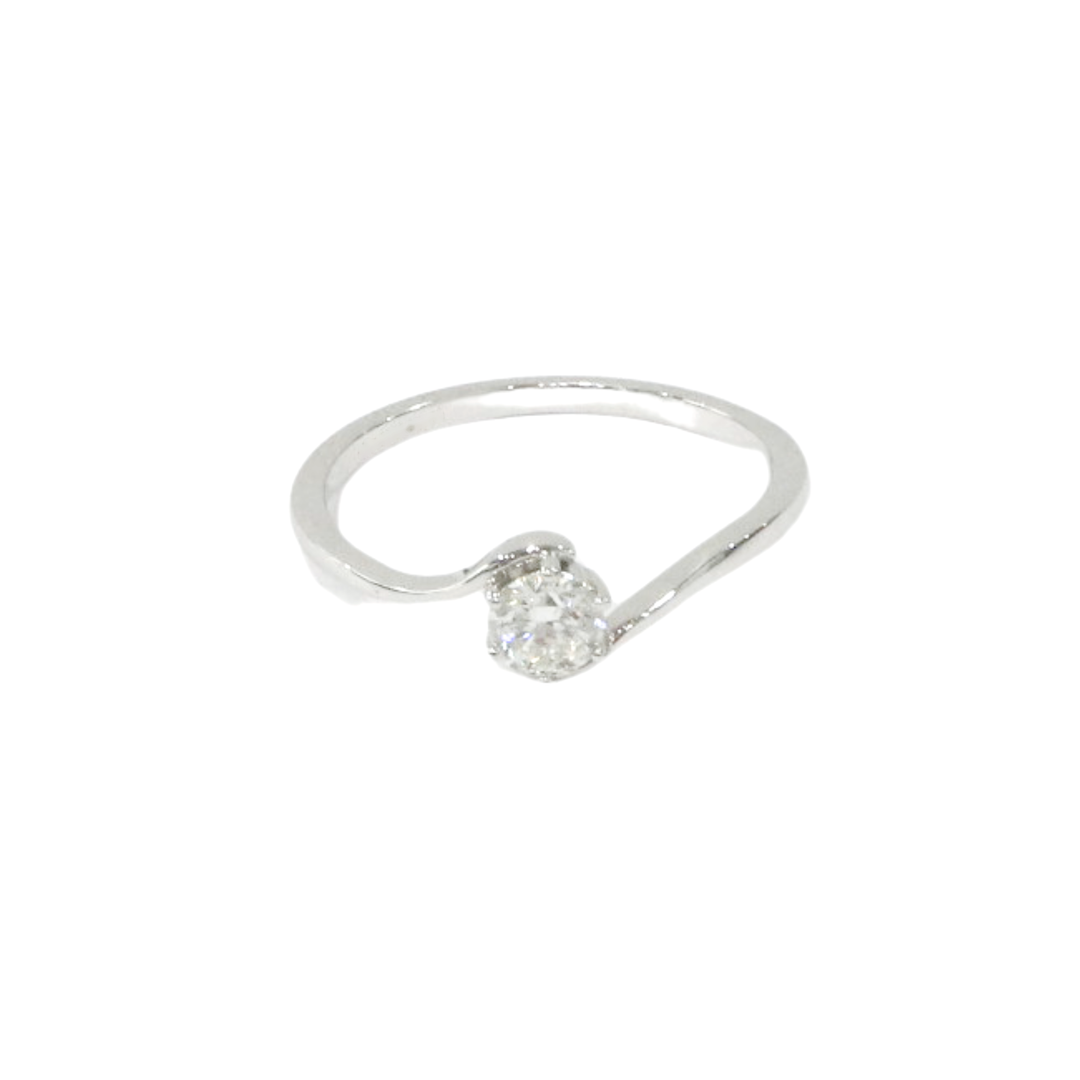18K White Gold Twisted Round 0.31ct Diamond Ring