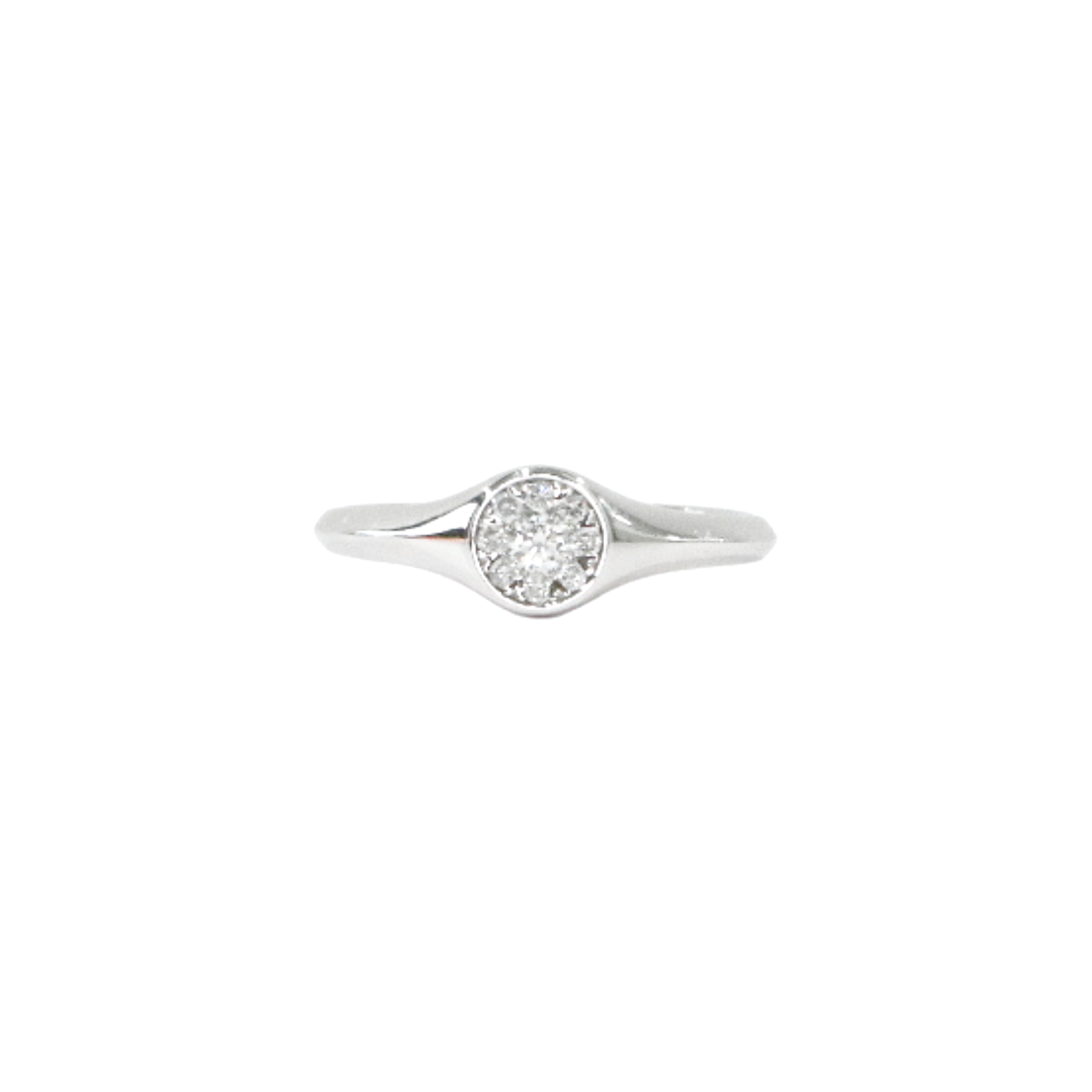 Platinum 900 Band - Illusion Round 0.17ct Diamond Ring